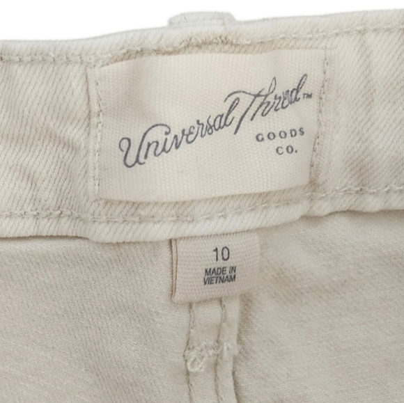 Universal Thread Highest Rise Curvy Shortie Shorts Size 10 Cream Comfort Stretch - Picture 7 of 9